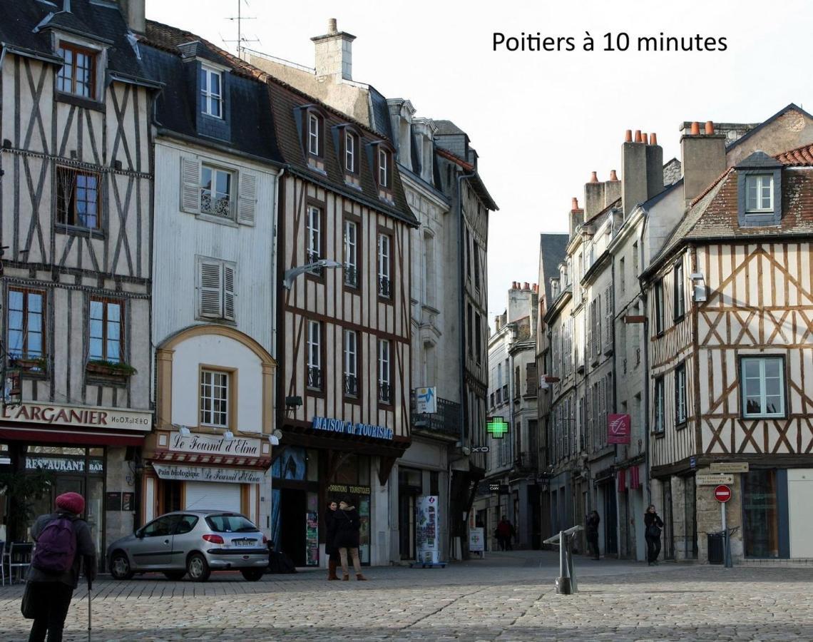 Maison Proche Futuroscope Chasseneuil-du-Poitou Eksteriør bilde
